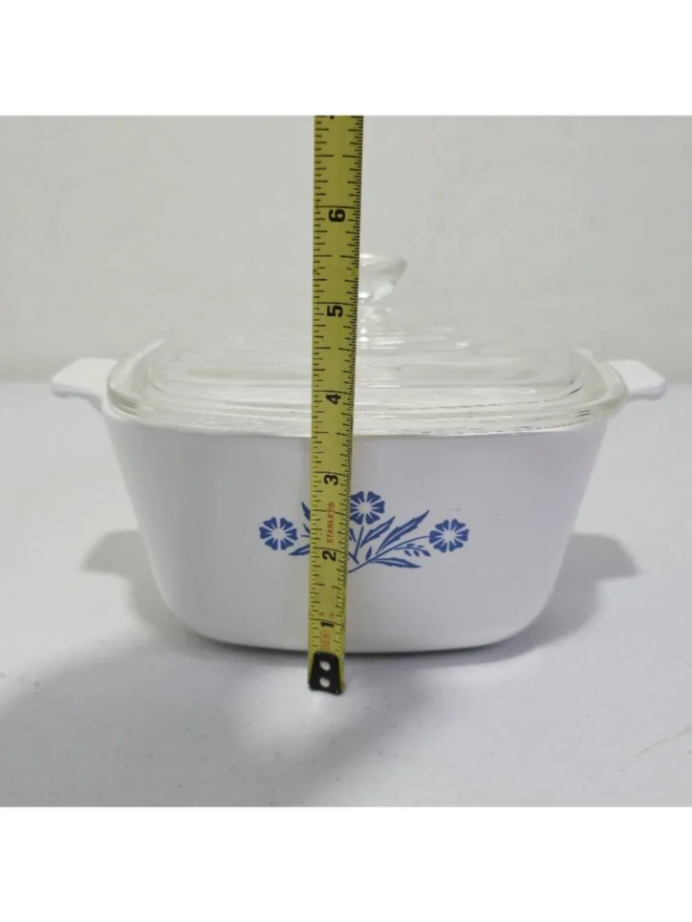 Vintage Corning Ware 1¾ QT. casserole dish in the iconic Blue Cornflower pattern